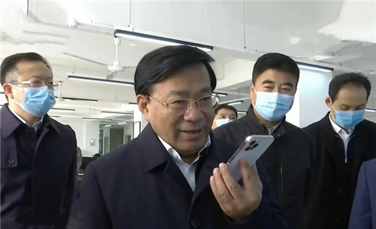 封一： 吉林省委副书记、省长韩俊莅临FUN88伊通供热_副本.jpg